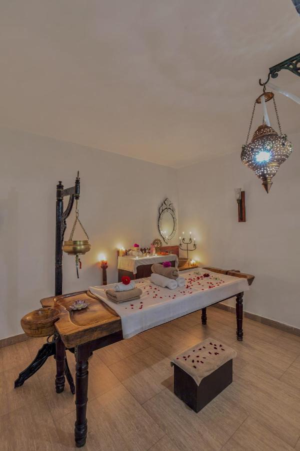 Club Mahindra Kanatal Extérieur photo